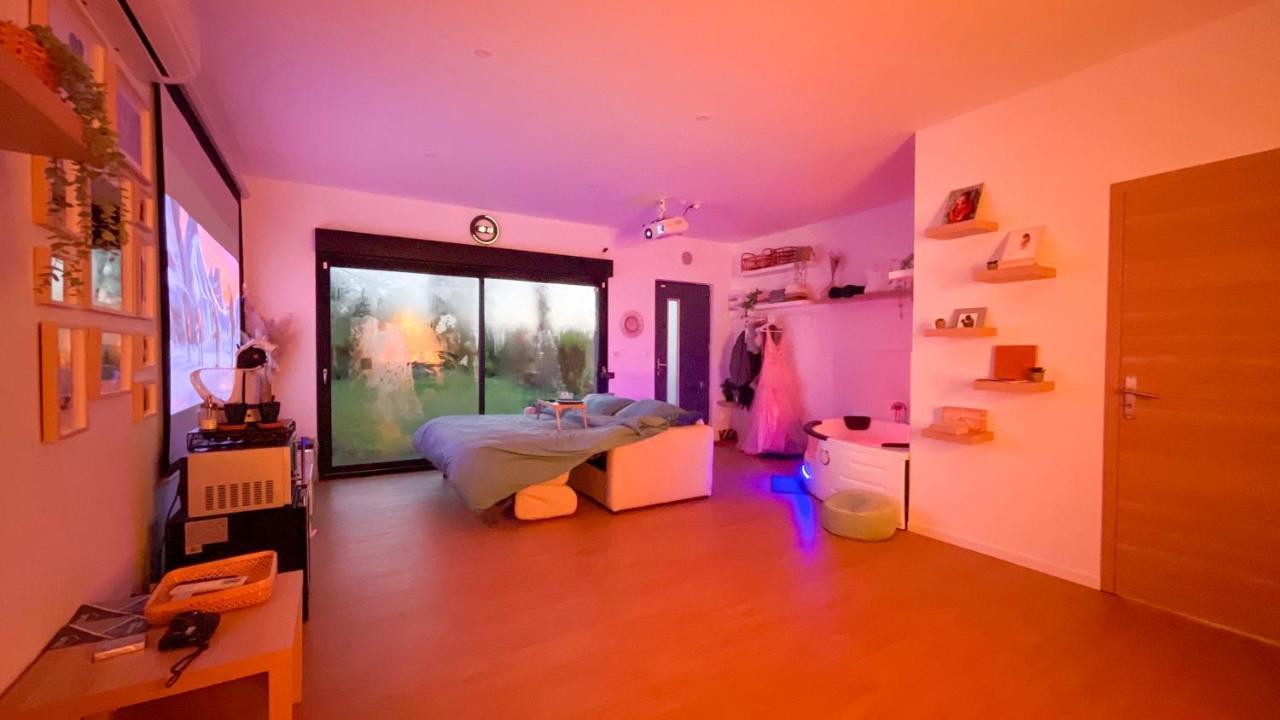 Capsule Nature & Photos - Jacuzzi - Netflix & Home Cinema - Ps5 & Jeu Thun-Saint-Martin Exteriér fotografie